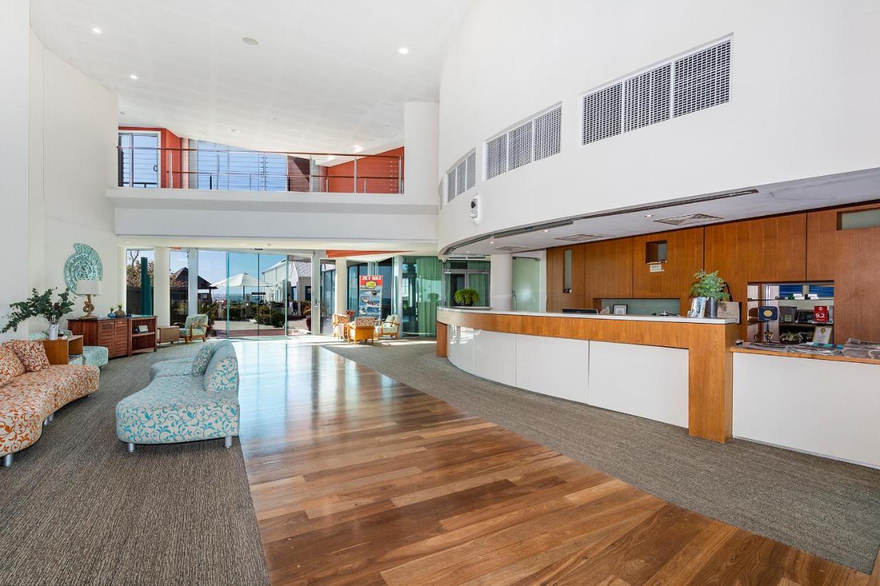 An Ocean,Beachfront And Pool View Apartment 210 Mandurah Buitenkant foto