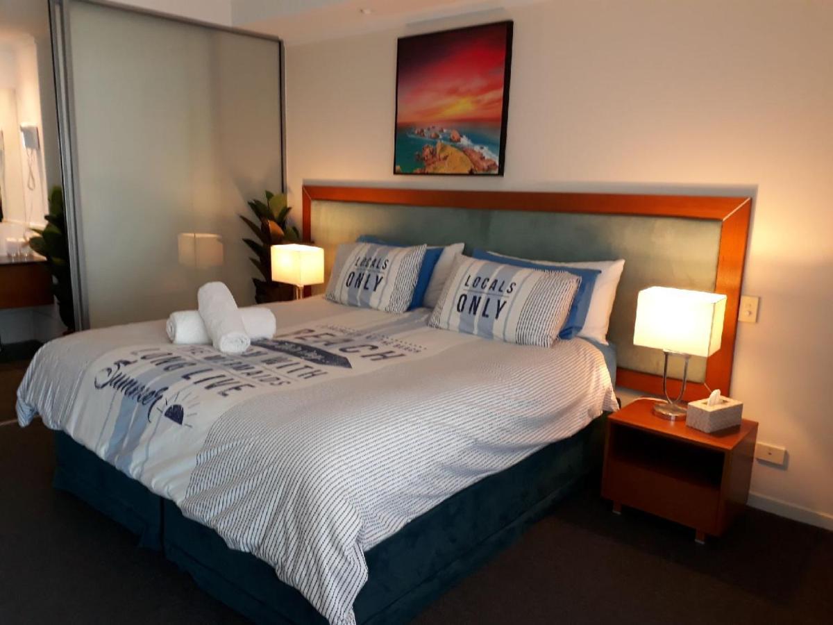 An Ocean,Beachfront And Pool View Apartment 210 Mandurah Buitenkant foto