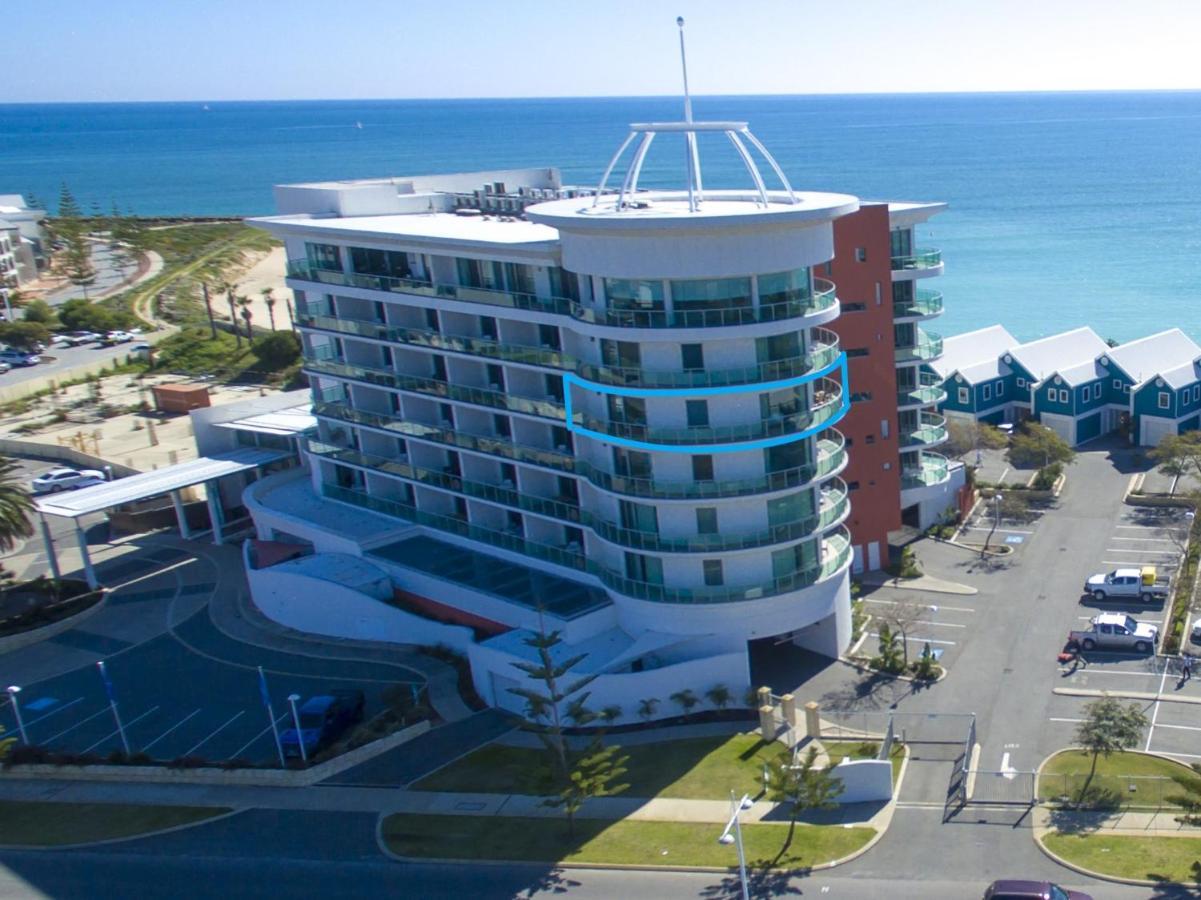 An Ocean,Beachfront And Pool View Apartment 210 Mandurah Buitenkant foto