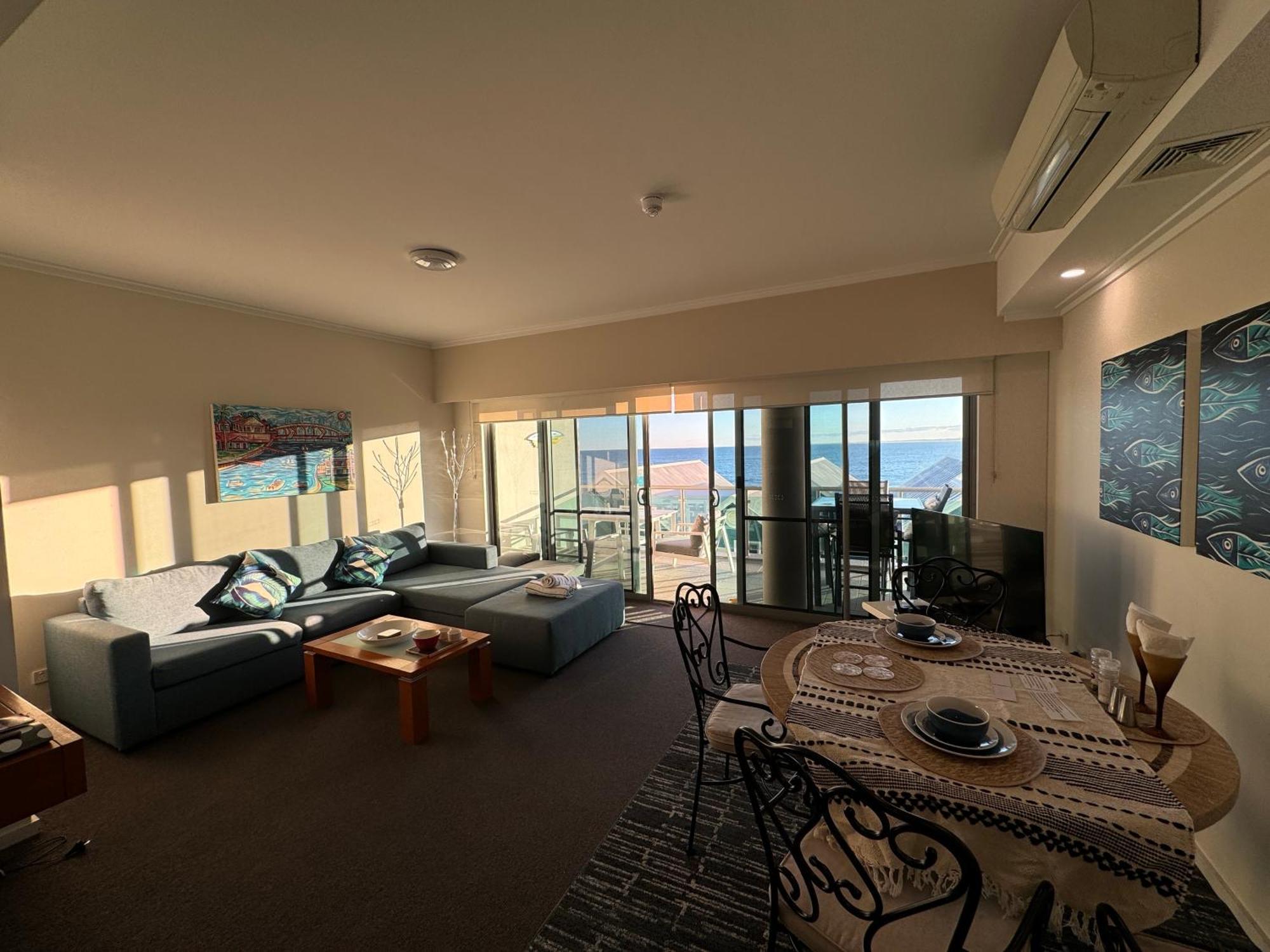 An Ocean,Beachfront And Pool View Apartment 210 Mandurah Buitenkant foto