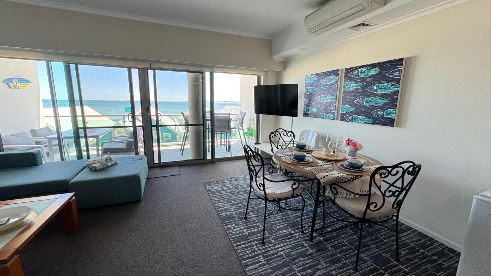 An Ocean,Beachfront And Pool View Apartment 210 Mandurah Buitenkant foto