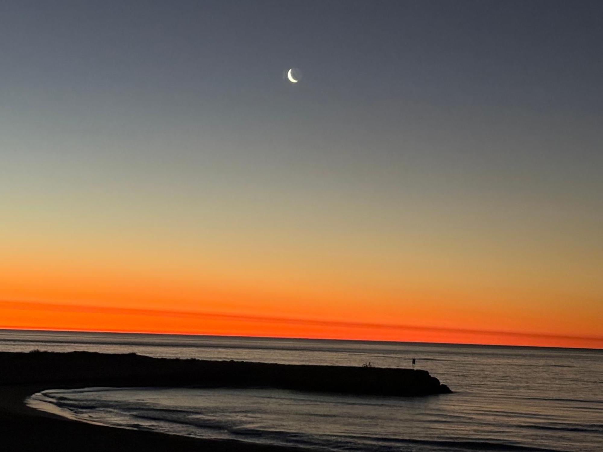An Ocean,Beachfront And Pool View Apartment 210 Mandurah Buitenkant foto