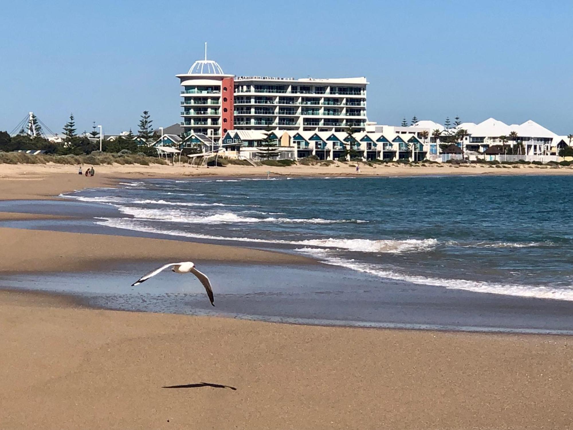 An Ocean,Beachfront And Pool View Apartment 210 Mandurah Buitenkant foto