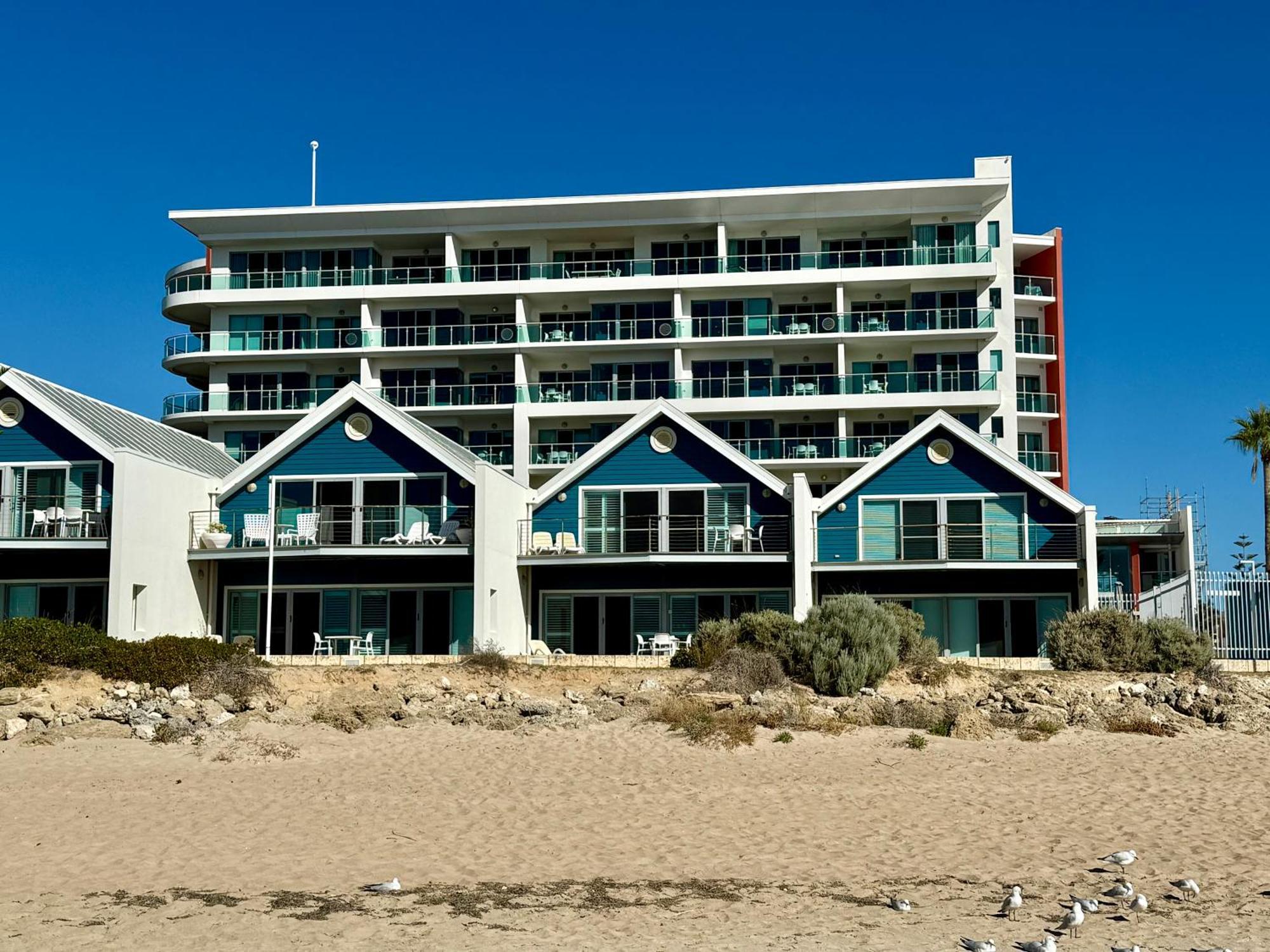 An Ocean,Beachfront And Pool View Apartment 210 Mandurah Buitenkant foto